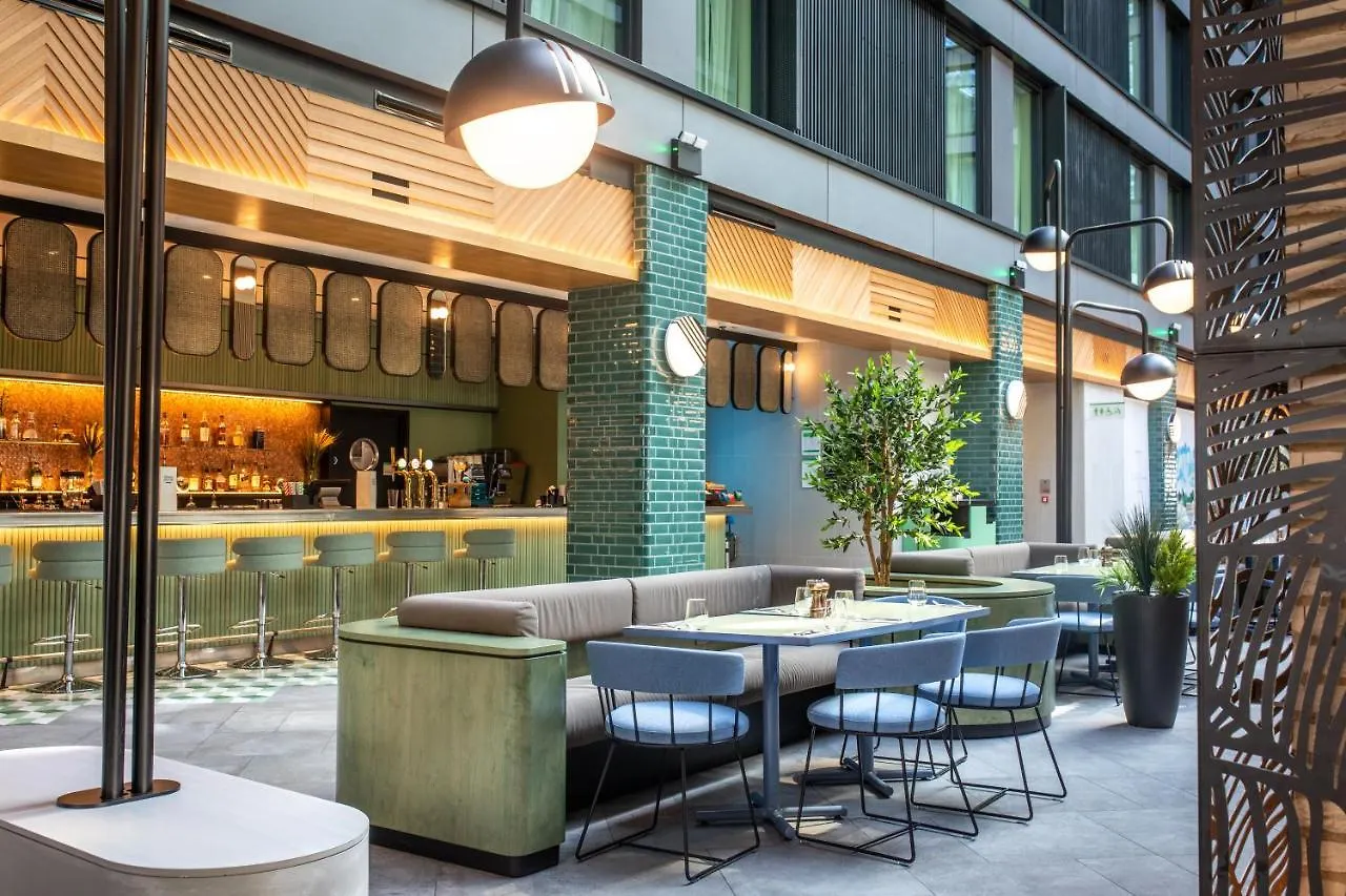 Staybridge Suites London Heathrow - Bath Road, An Ihg Aparthotel Hillingdon