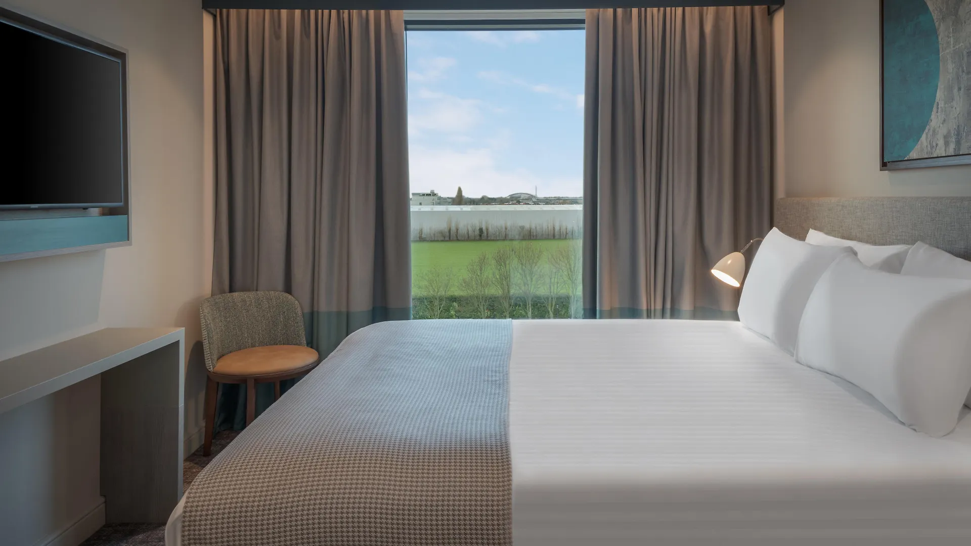 Staybridge Suites London Heathrow - Bath Road, An Ihg Aparthotel Hillingdon 4*,  United Kingdom