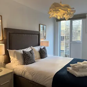 https://southampton-city-apartments.tophotelsbath.com