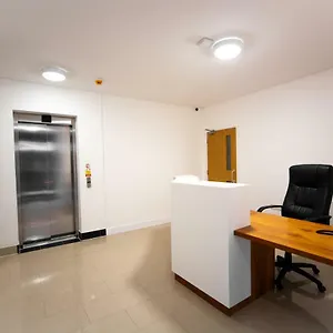 Apartment Somerville London Heathrow